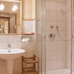 Linde 3* Hofstetten (Baden-Wurttemberg)